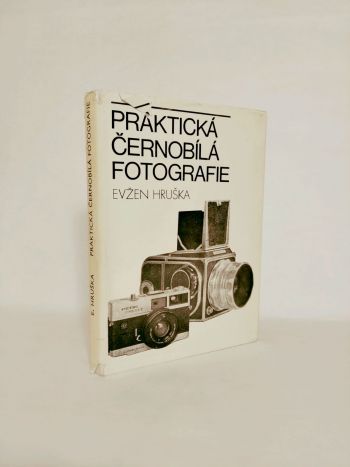 Praktická černobílá fotografie