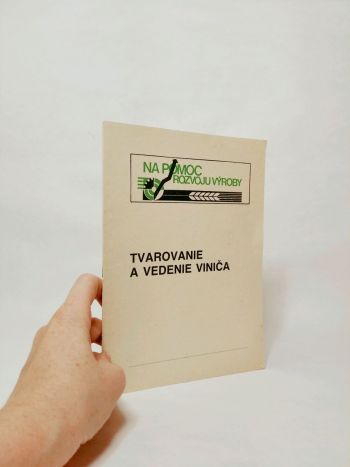 Tvarovanie a vedenie viniča