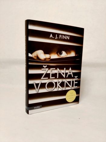 Žena v okně